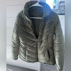 Reversible fleece jacket